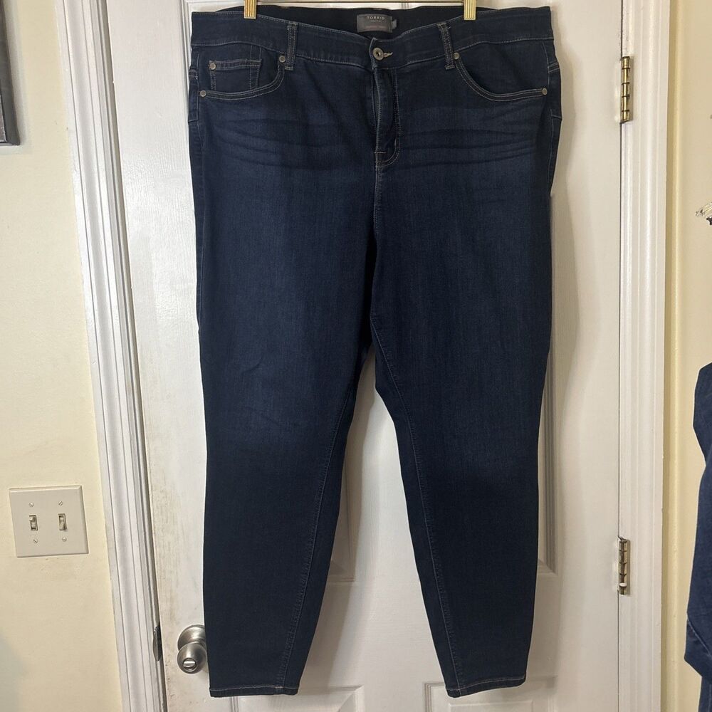 Torrid Bombshell Skinny Jeans Women's Size 24R Blue Premium Stretch Denim